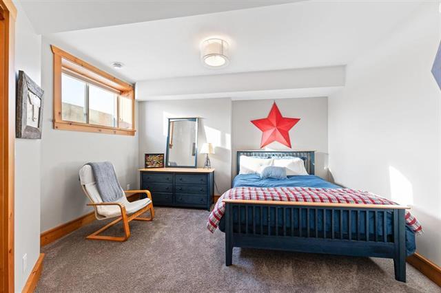 









584


Fraser

RD,
Winnipeg,




MB
R2N 4B4

