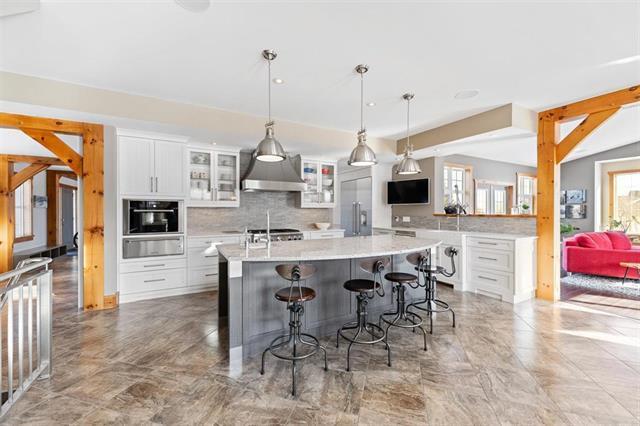 









584


Fraser

RD,
Winnipeg,




MB
R2N 4B4

