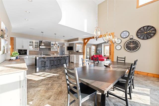 









584


Fraser

RD,
Winnipeg,




MB
R2N 4B4

