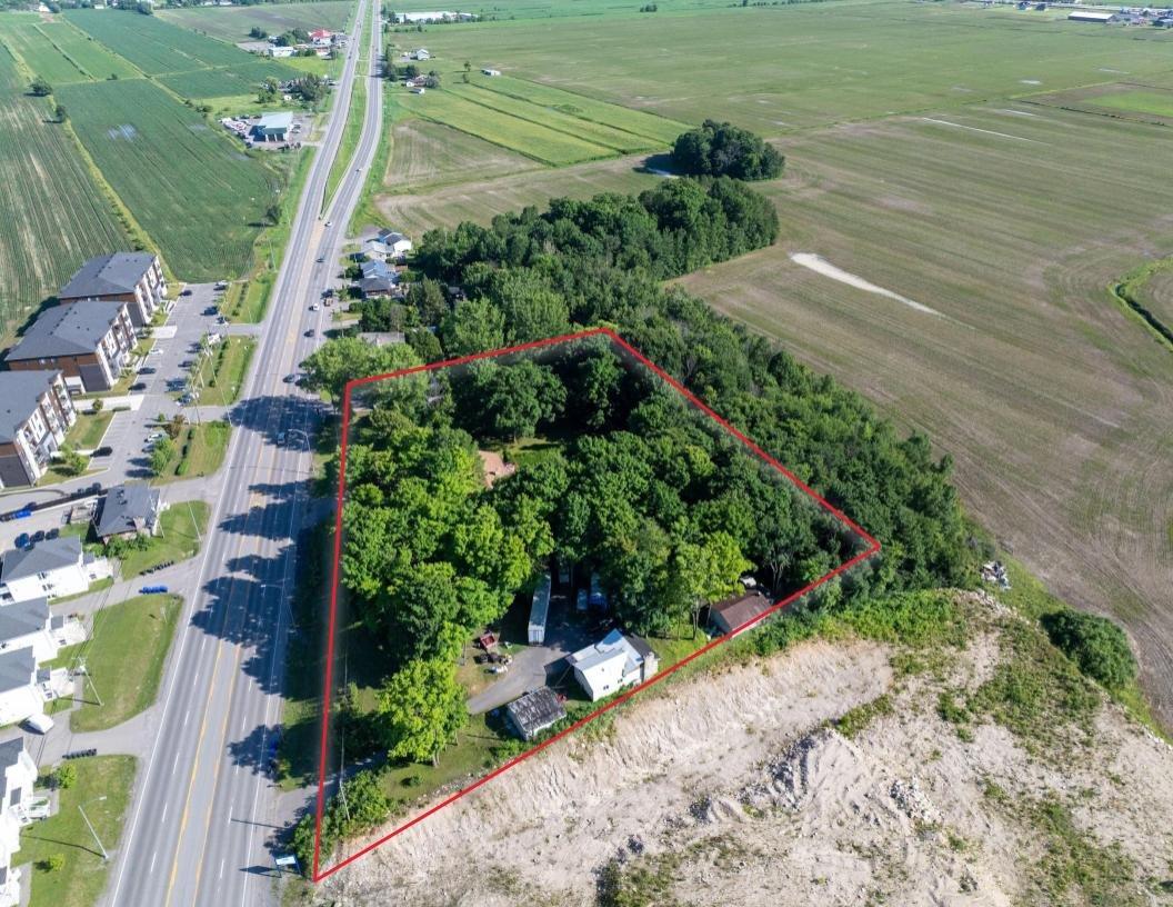 












Boul. du Curé-Labelle

,
Mirabel,







QC
J7J2G8

