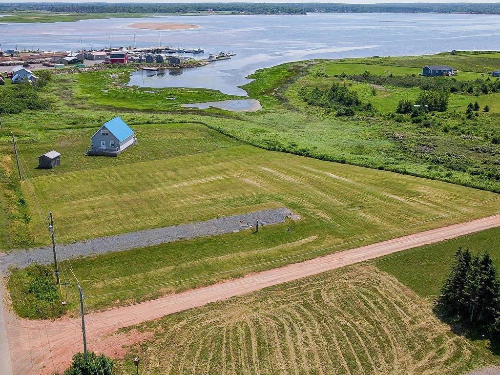 












3334 Savage Harbour Road

,
Savage Harbour,







PE
C0A 1V0

