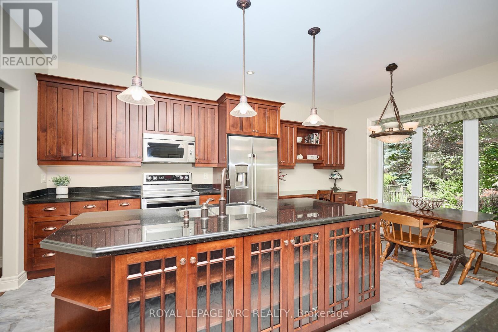 












776 WARNER ROAD

,
Niagara-on-the-Lake (St. Davids),




Ontario
L0S1P0

