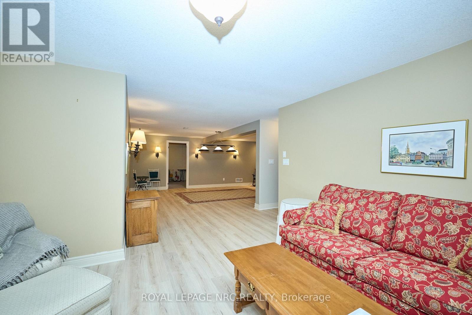 












776 WARNER ROAD

,
Niagara-on-the-Lake (St. Davids),




Ontario
L0S1P0

