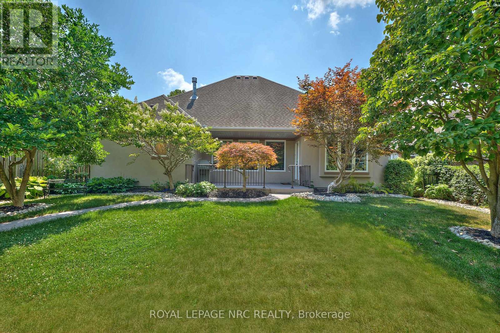 












776 WARNER ROAD

,
Niagara-on-the-Lake (St. Davids),




Ontario
L0S1P0

