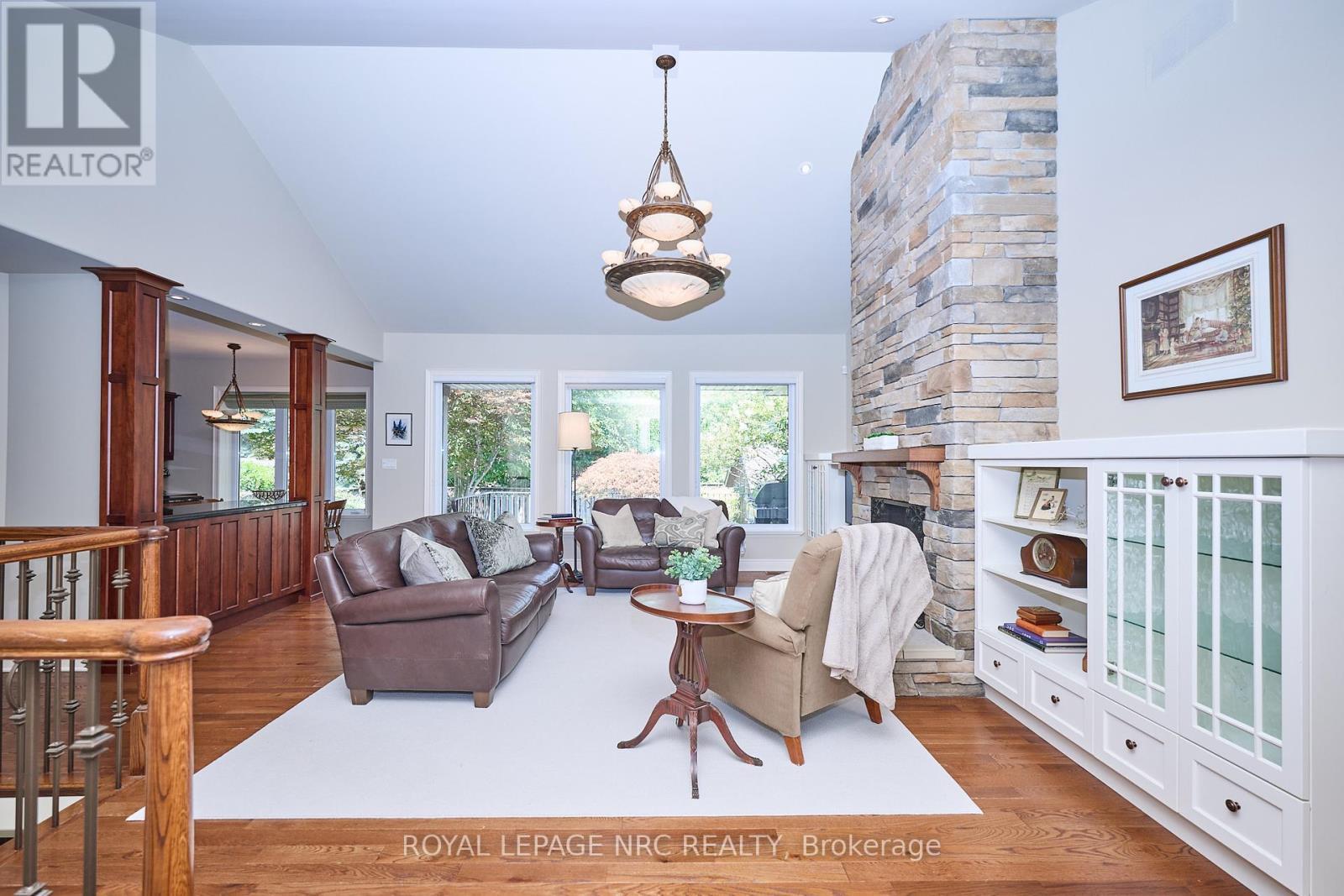 












776 WARNER ROAD

,
Niagara-on-the-Lake (St. Davids),




Ontario
L0S1P0

