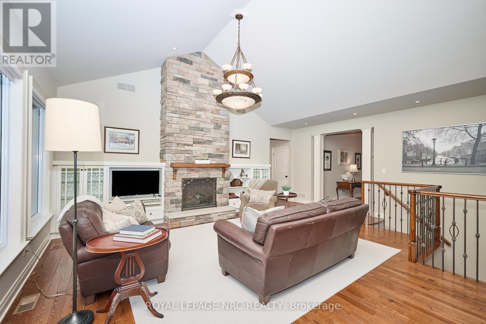 












776 WARNER ROAD

,
Niagara-on-the-Lake (St. Davids),




Ontario
L0S1P0

