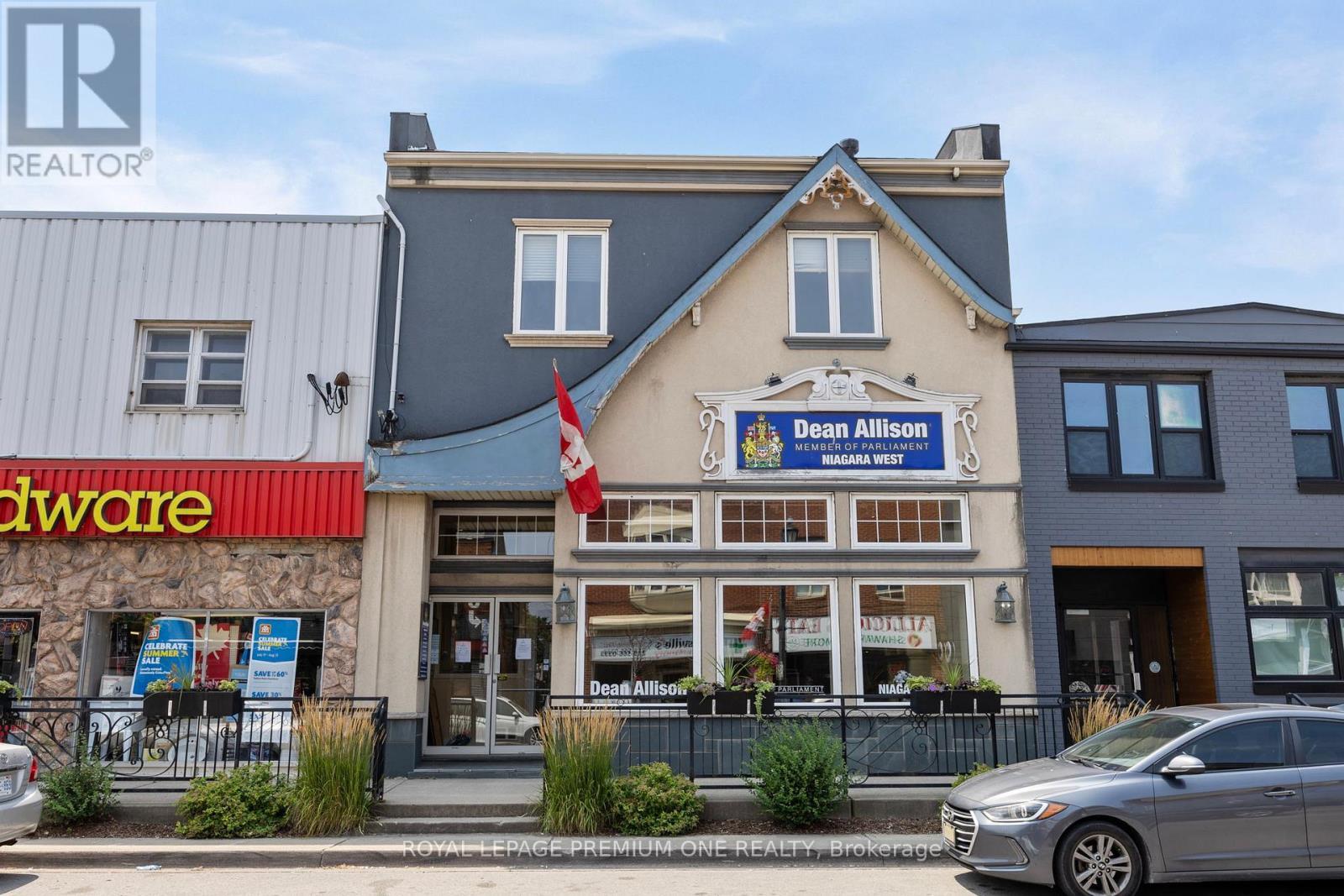 












4994 KING STREET

,
Lincoln,




Ontario
L3J0R5

