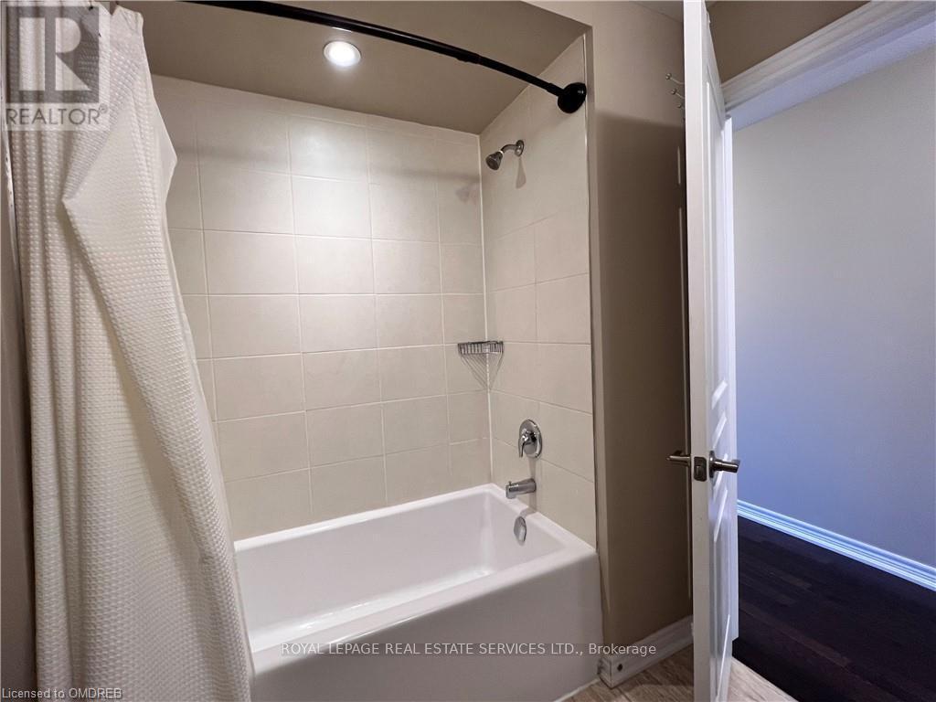 












3140 BLACKFRIAR COMMON

,
Oakville,




Ontario
L6H0P8

