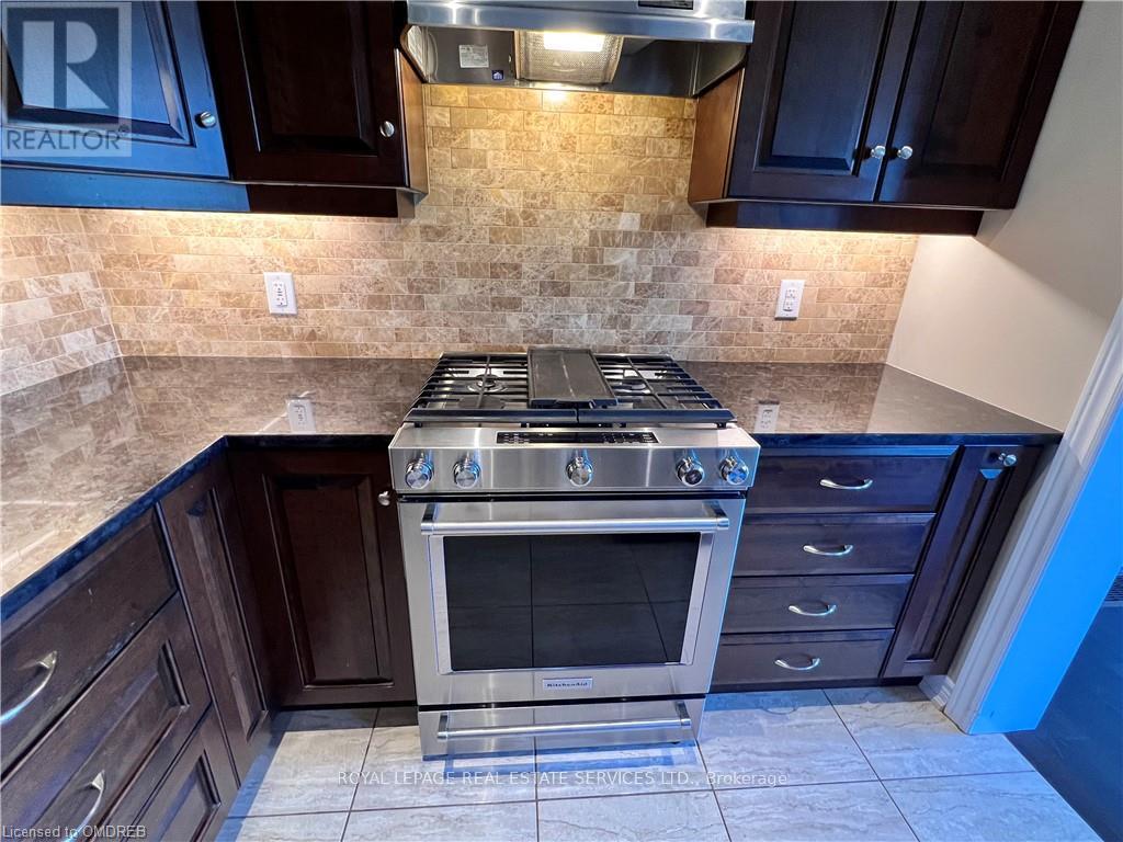 












3140 BLACKFRIAR COMMON

,
Oakville,




Ontario
L6H0P8

