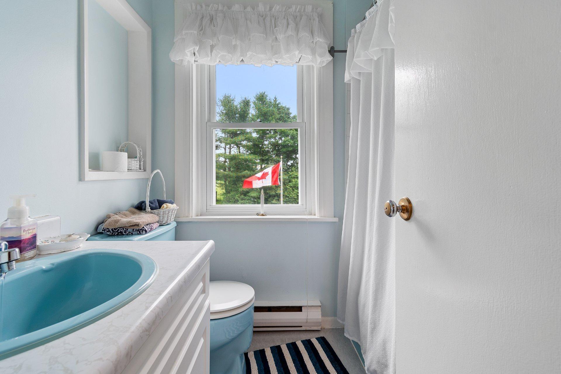 









999


Ch. John-Dale

,
Shawville,




QC
J0X2Y0

