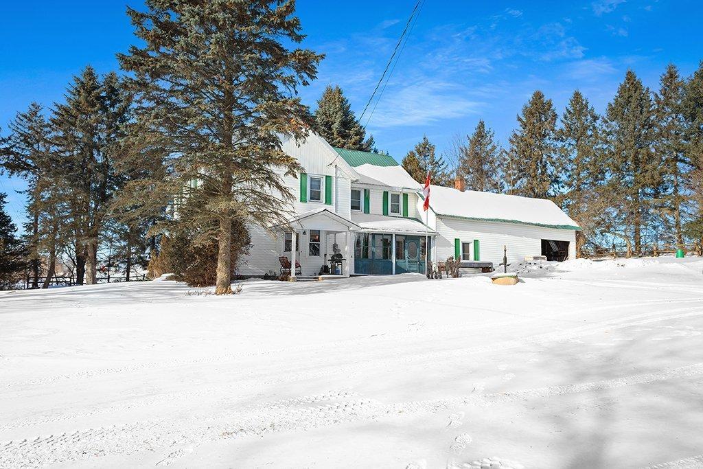 









999


Ch. John-Dale

,
Shawville,




QC
J0X2Y0

