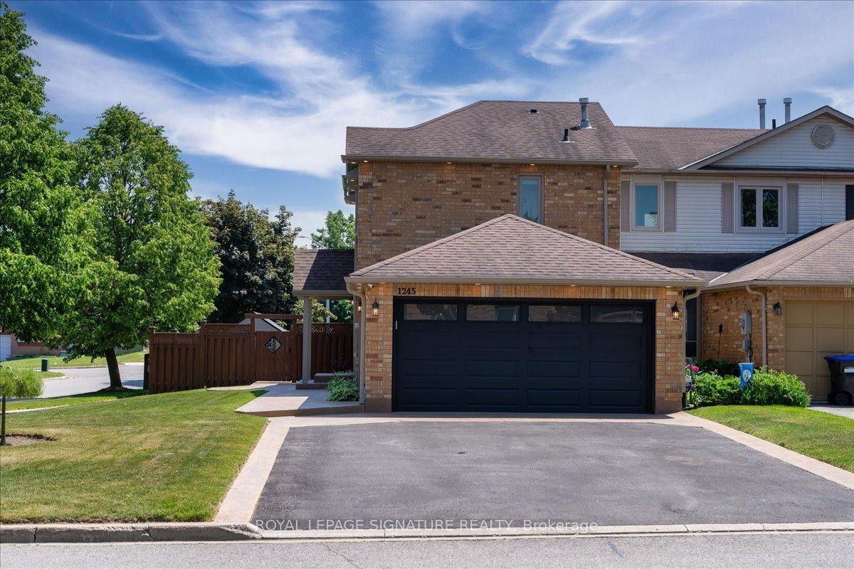 









1245


Huron

Court,
Innisfil,




ON
L9S 1X5

