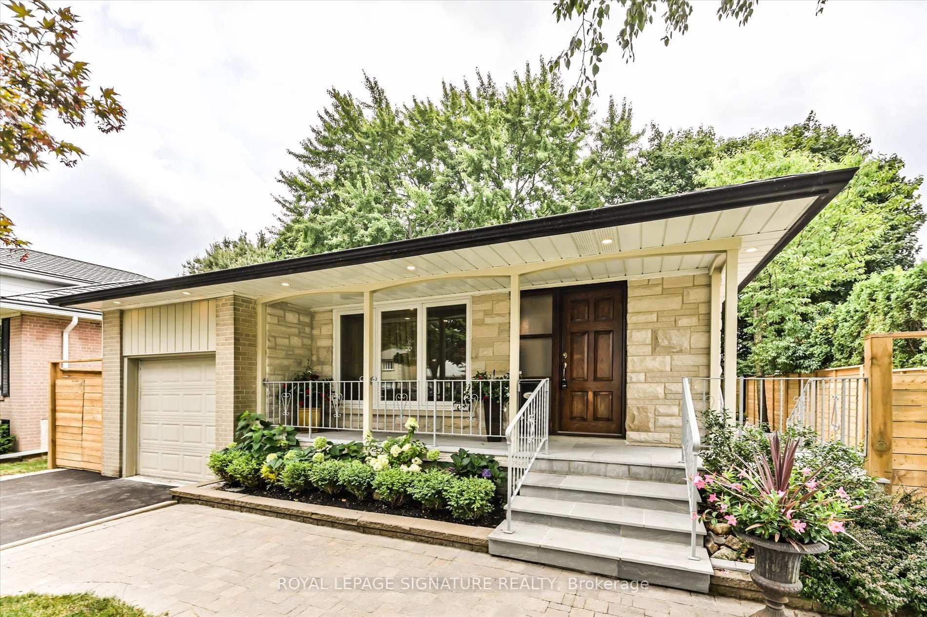 









113


Carsbrooke

Road,
Toronto,




ON
M9C 3C9

