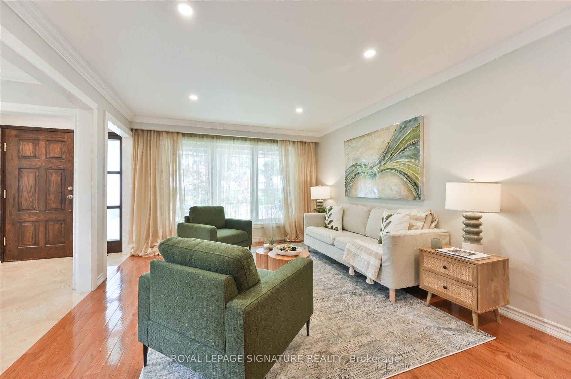 









113


Carsbrooke

Road,
Toronto,




ON
M9C 3C9

