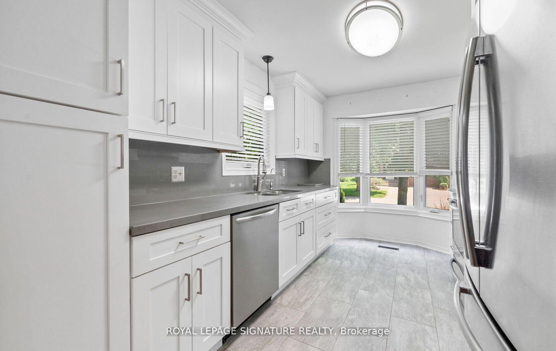 









87


Green Briar

Road,
New Tecumseth,




ON
L9R 1S3

