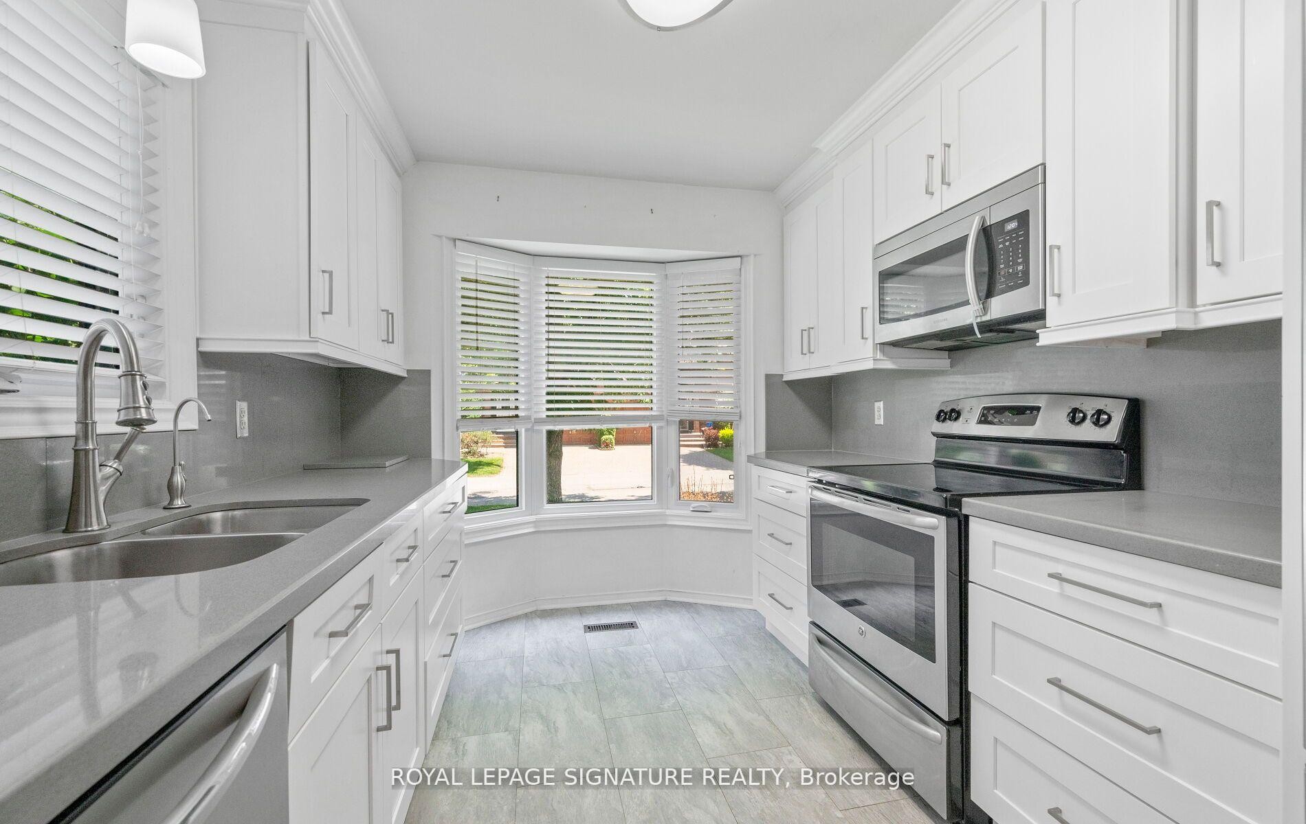 









87


Green Briar

Road,
New Tecumseth,




ON
L9R 1S3

