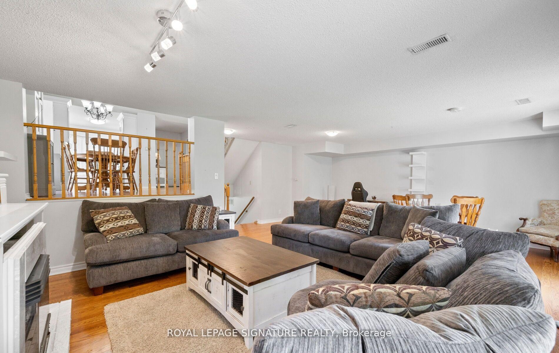 









87


Green Briar

Road,
New Tecumseth,




ON
L9R 1S3


