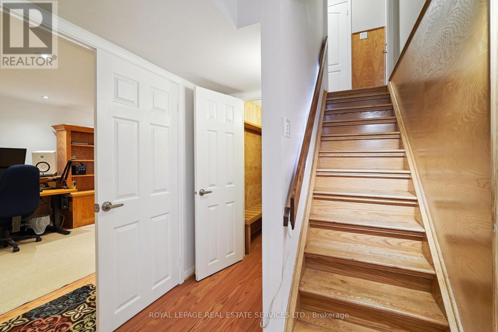 












641 SYMONS CROSS

,
Milton,




Ontario
L9T7S2

