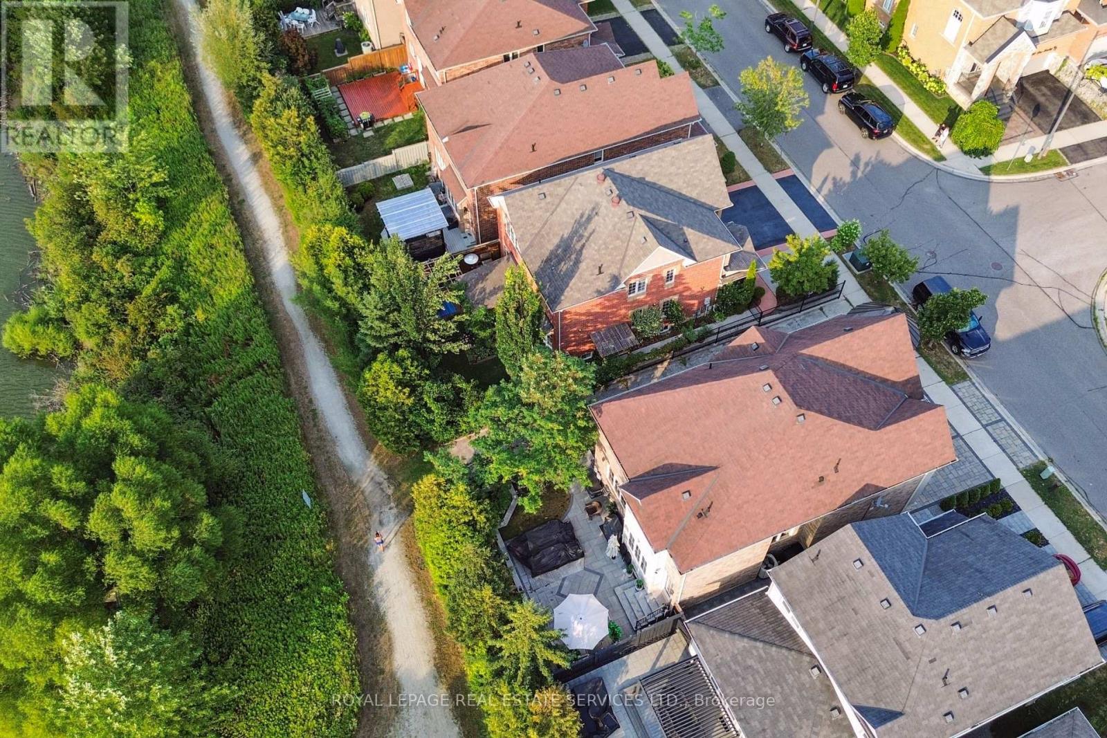 












641 SYMONS CROSS

,
Milton,




Ontario
L9T7S2

