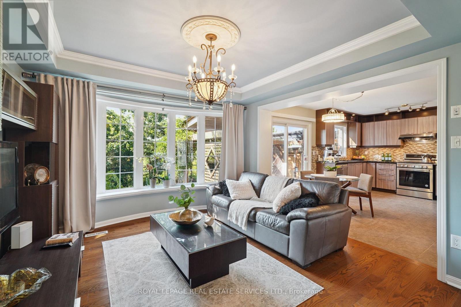 












641 SYMONS CROSS

,
Milton,




Ontario
L9T7S2

