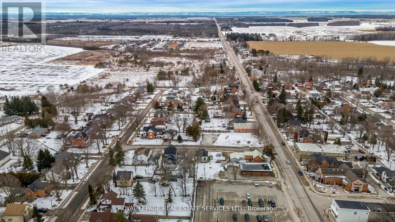 












13 QUEEN STREET

,
Springwater,




Ontario
L0L1P0

