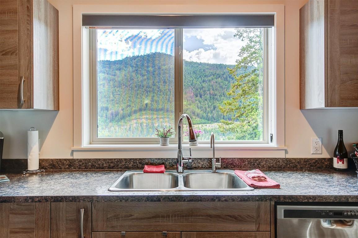 









4495


Maxwell

Road,
Peachland,




BC
V0H 1X3

