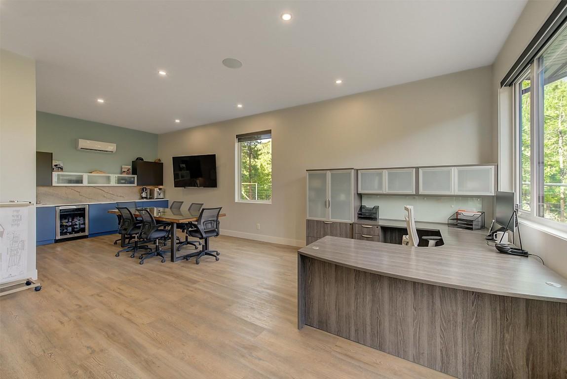 









4495


Maxwell

Road,
Peachland,




BC
V0H 1X3

