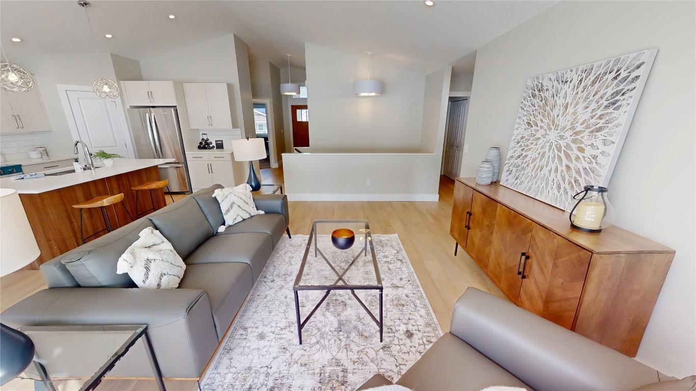 









331


Legacy Lookout

,
Cranbrook,




BC
V1C 0E4

