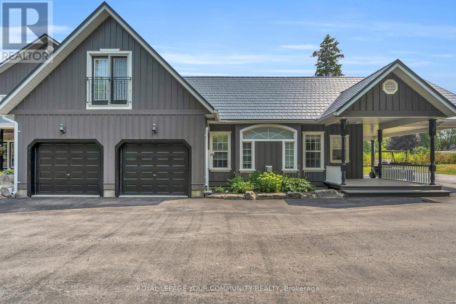












515 LAKE DRIVE E

,
Georgina,




Ontario
L0E1S0

