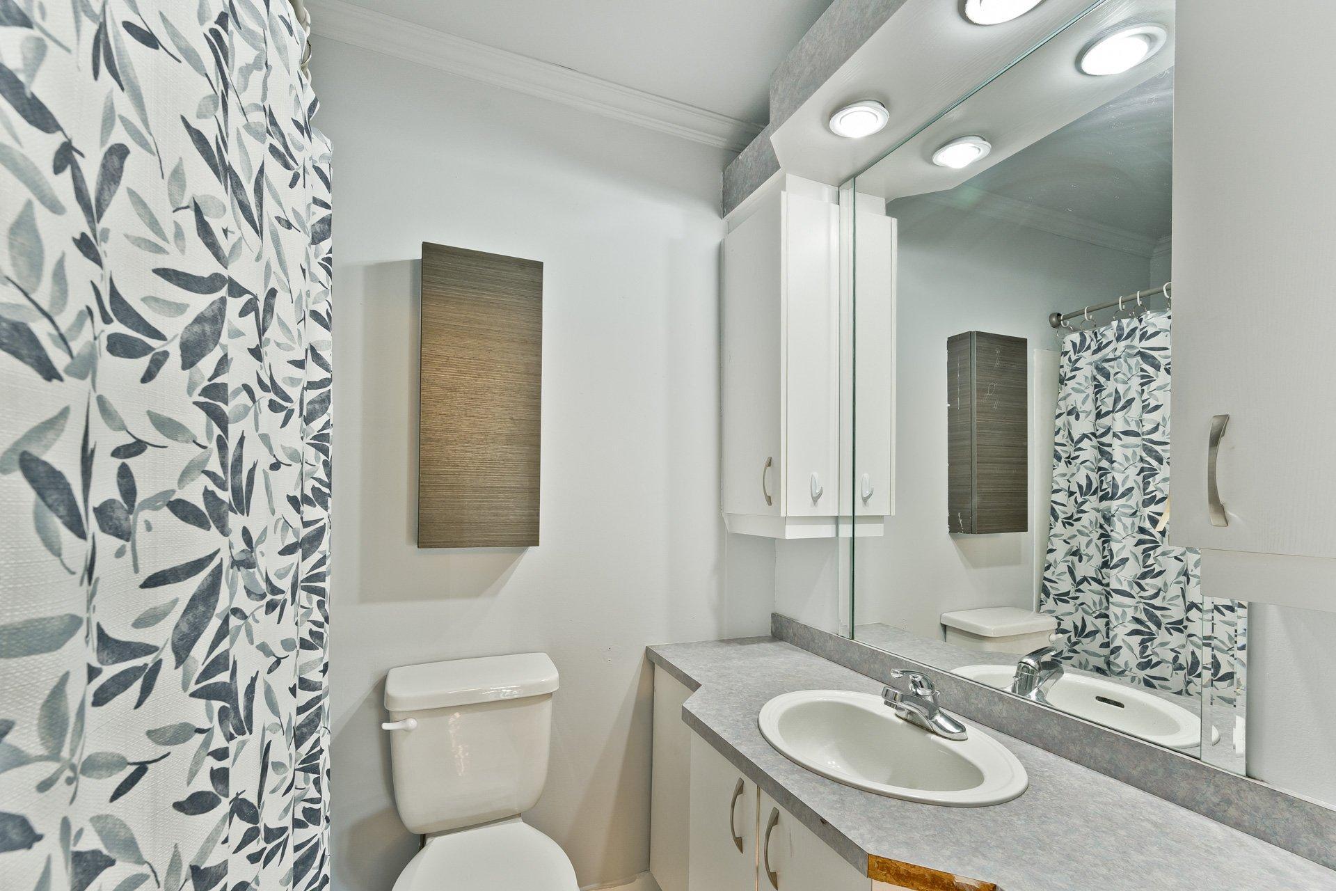 









507


Rue Principale

,
Saint-Sébastien,




QC
G0Y1M0

