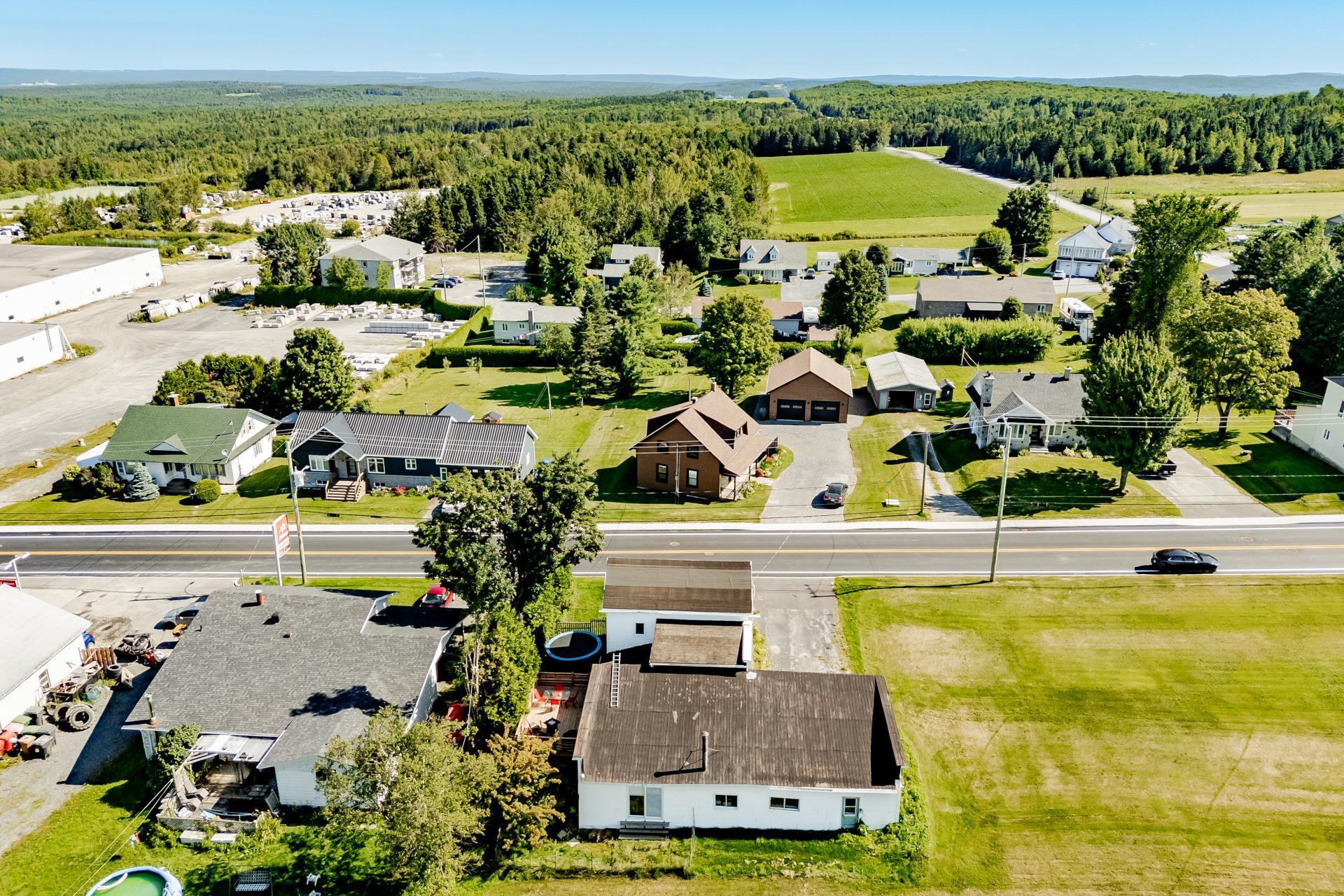 









507


Rue Principale

,
Saint-Sébastien,




QC
G0Y1M0

