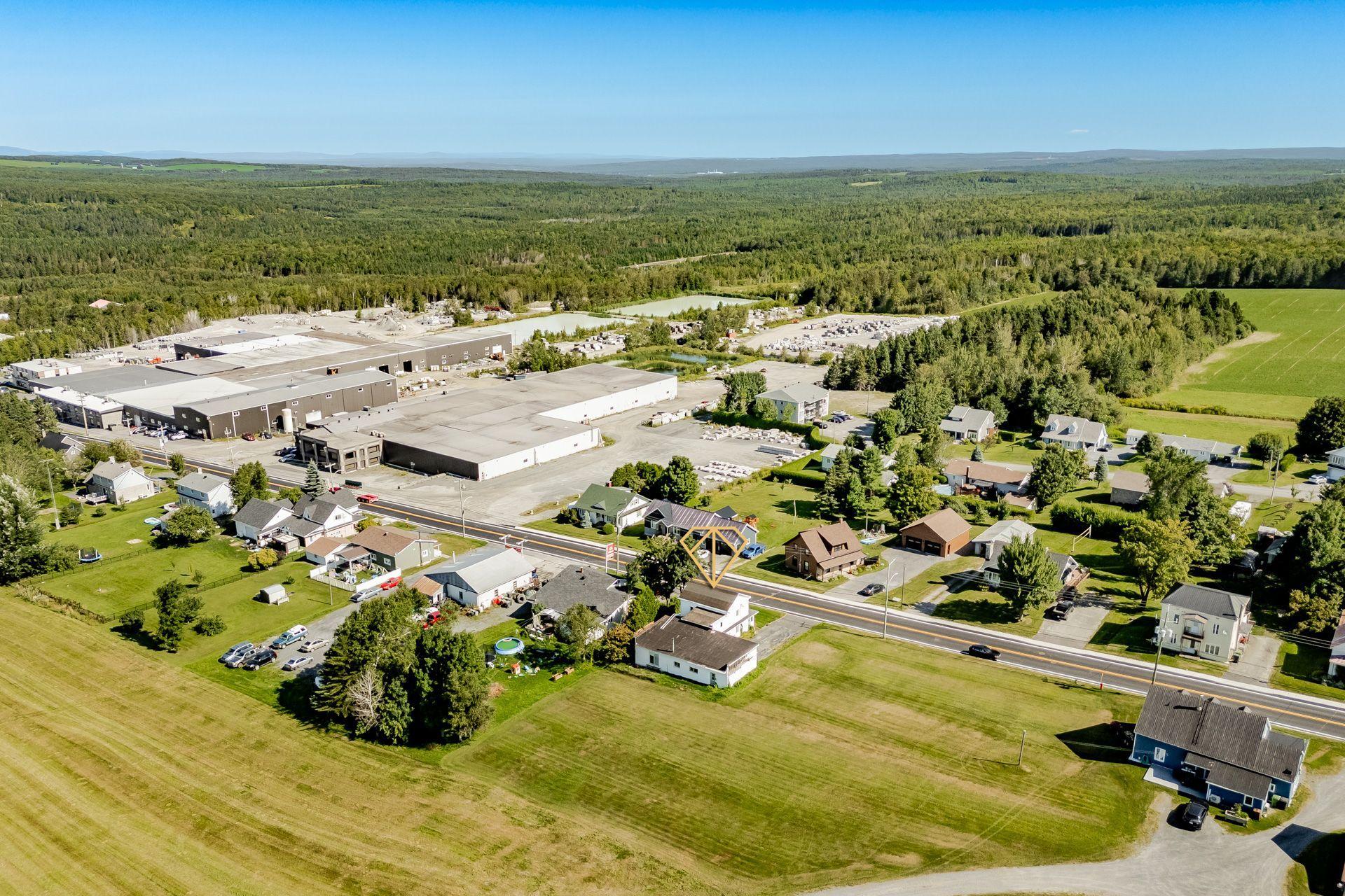 









507


Rue Principale

,
Saint-Sébastien,




QC
G0Y1M0

