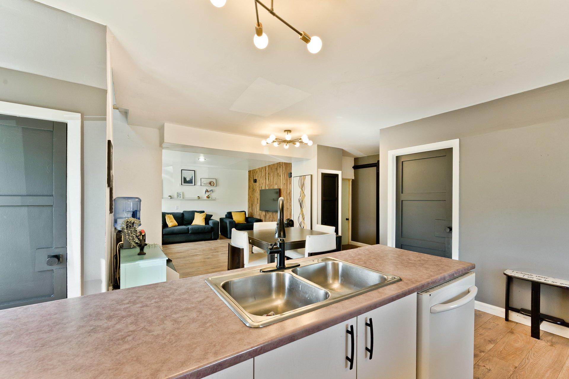 









507


Rue Principale

,
Saint-Sébastien,




QC
G0Y1M0

