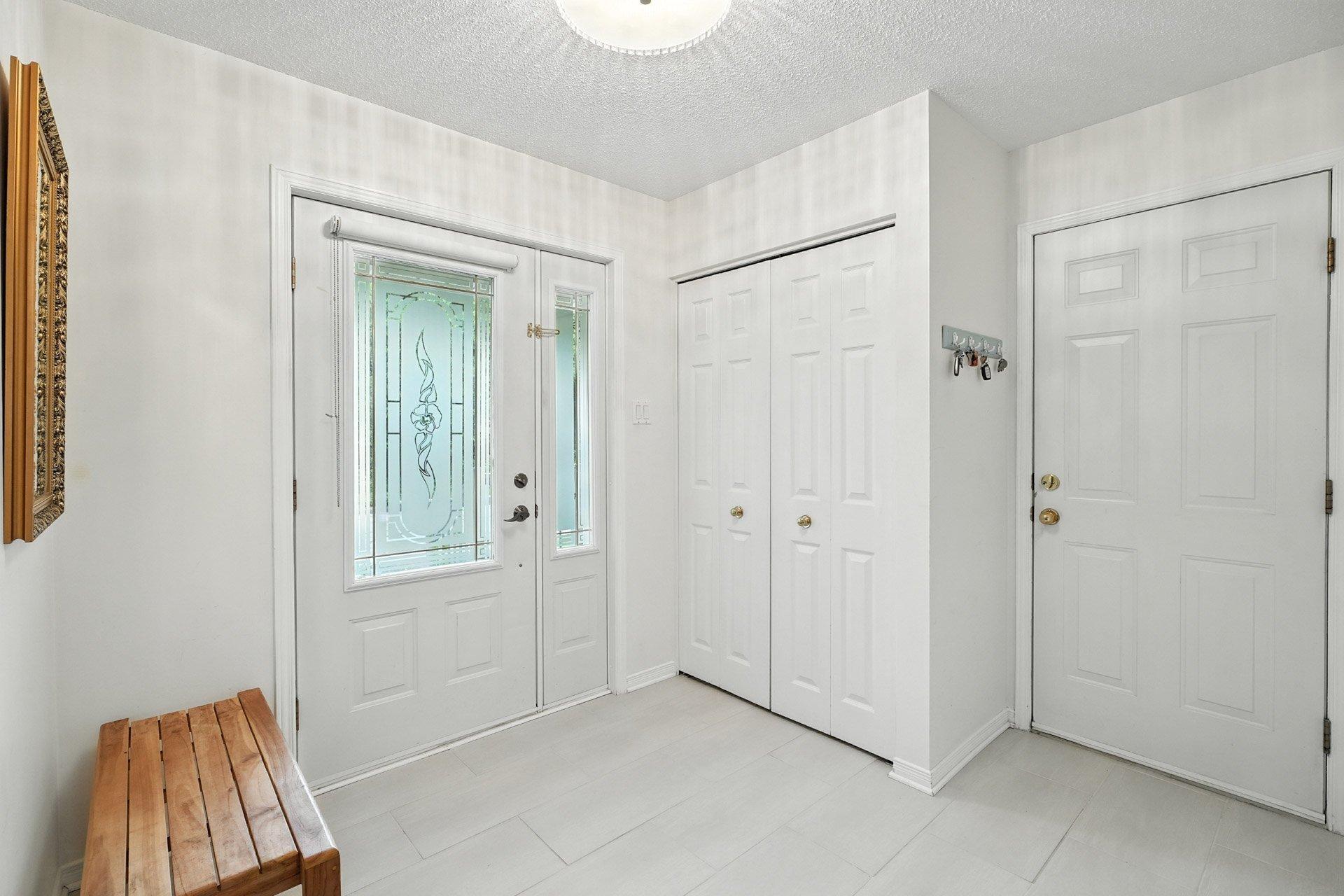 









305


Rue de Cannes

,
Gatineau (Gatineau),




QC
J8T3B9

