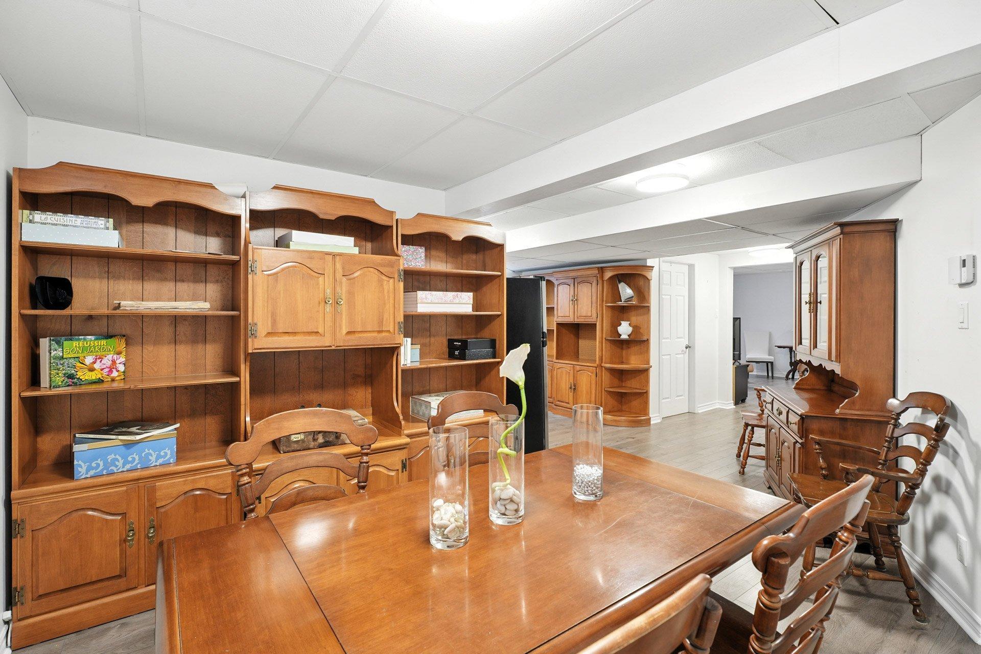 









305


Rue de Cannes

,
Gatineau (Gatineau),




QC
J8T3B9

