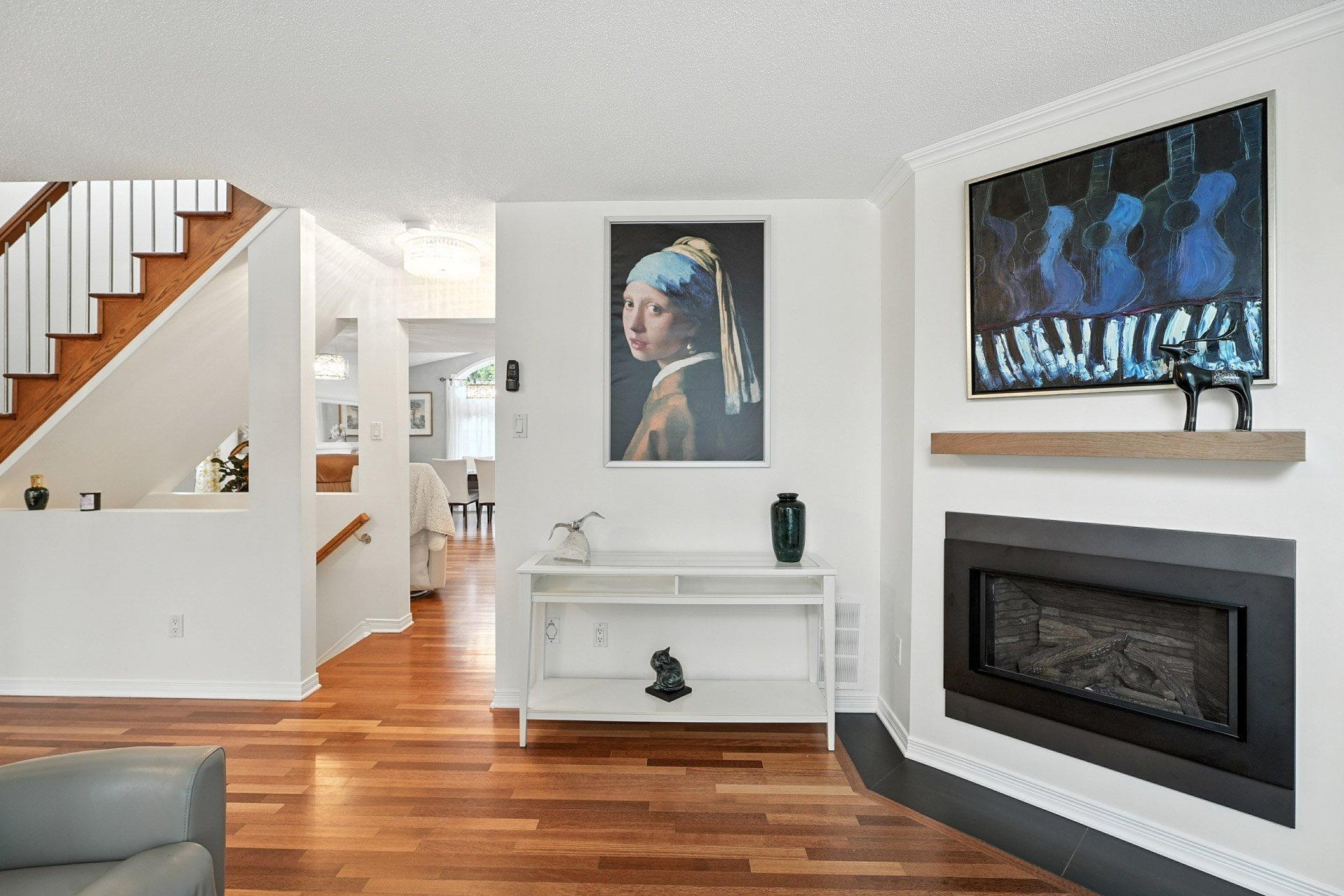 









305


Rue de Cannes

,
Gatineau (Gatineau),




QC
J8T3B9

