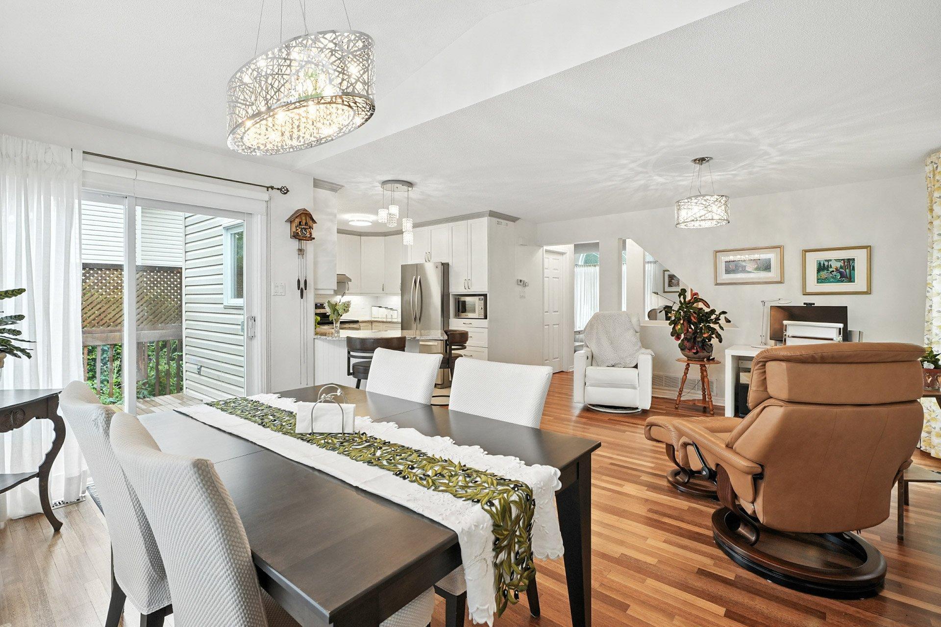 









305


Rue de Cannes

,
Gatineau (Gatineau),




QC
J8T3B9

