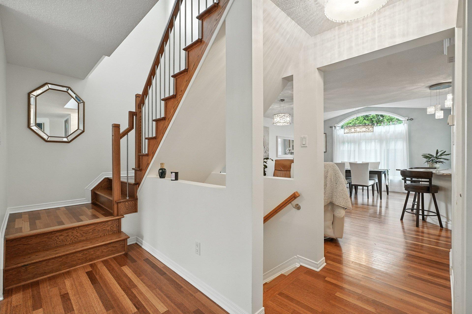 









305


Rue de Cannes

,
Gatineau (Gatineau),




QC
J8T3B9

