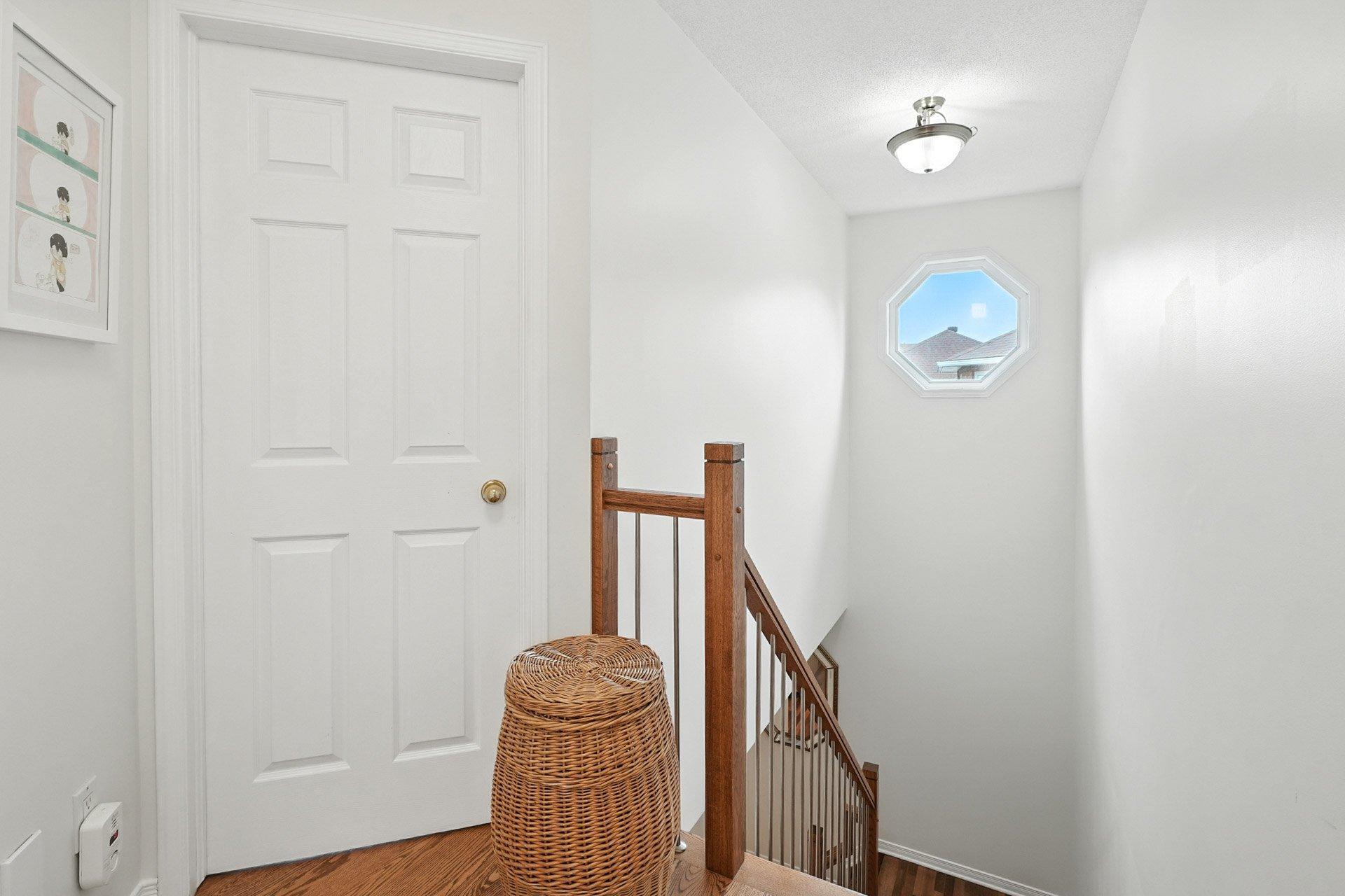 









305


Rue de Cannes

,
Gatineau (Gatineau),




QC
J8T3B9

