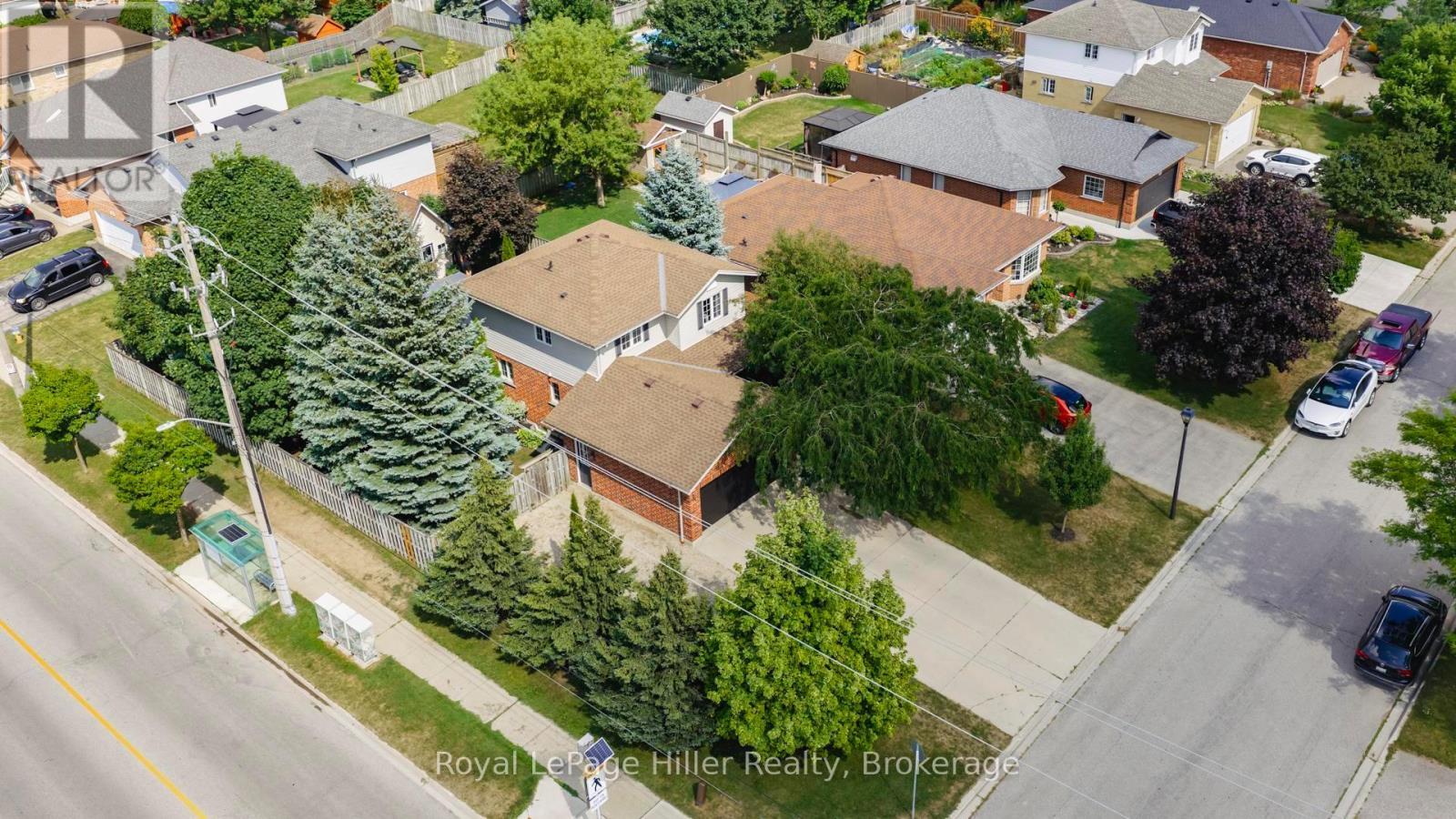 












130 OAKDALE AVENUE

,
Stratford,




Ontario
N5A7W2

