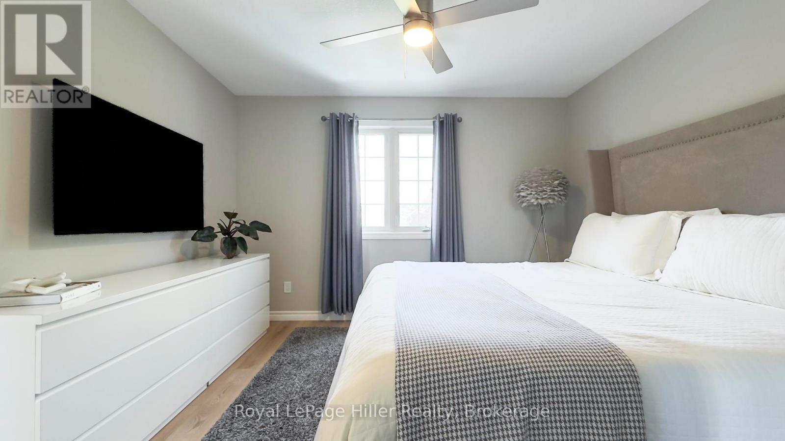 












130 OAKDALE AVENUE

,
Stratford,




Ontario
N5A7W2

