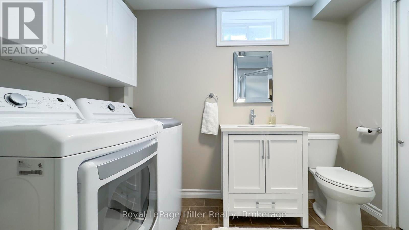 












130 OAKDALE AVENUE

,
Stratford,




Ontario
N5A7W2

