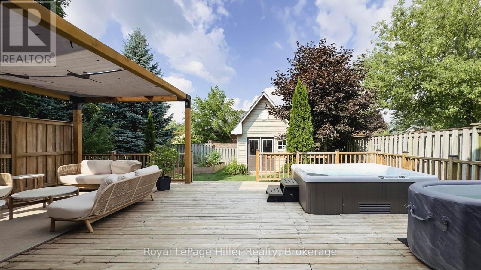 












130 OAKDALE AVENUE

,
Stratford,




Ontario
N5A7W2

