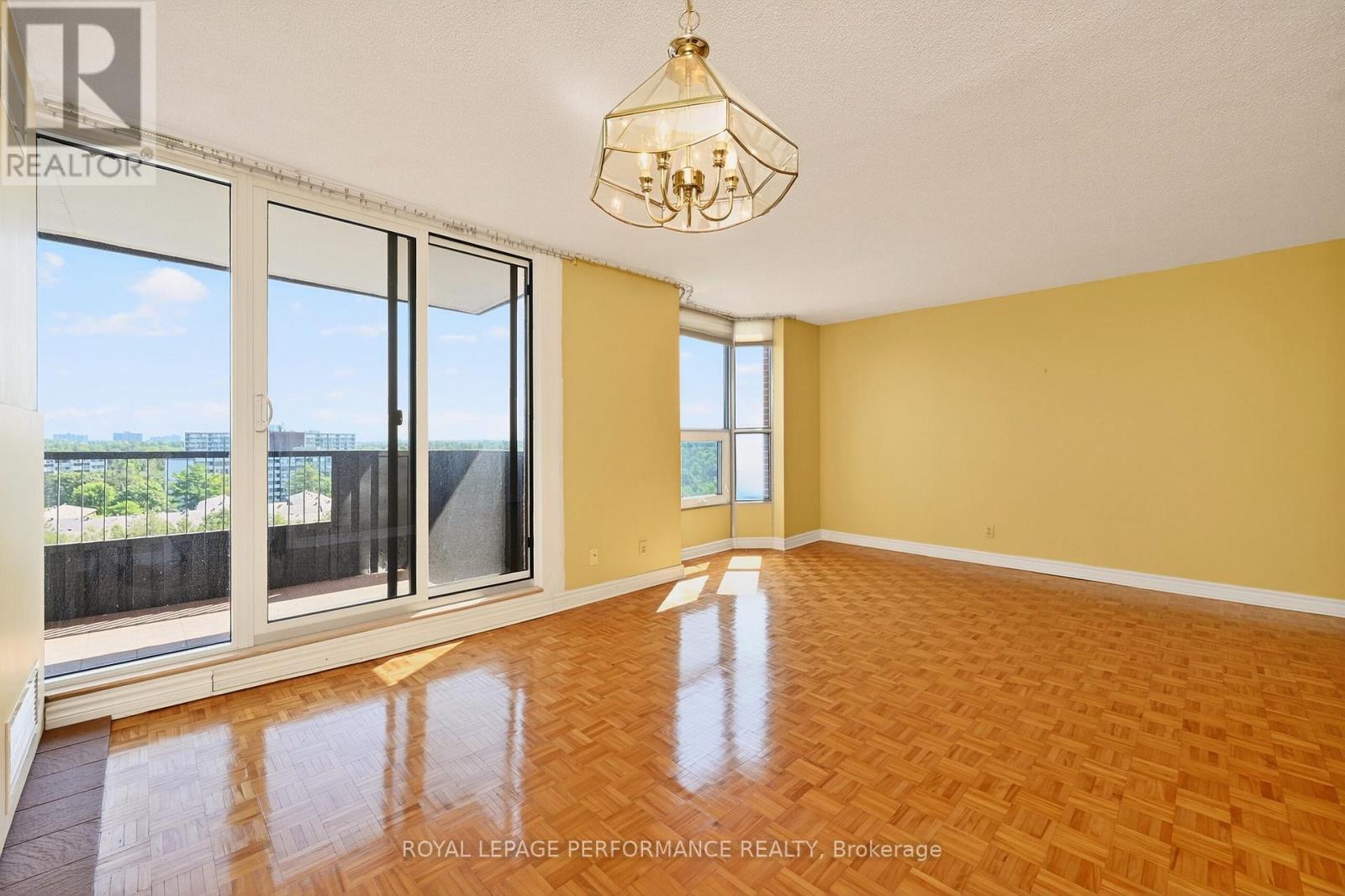 












809 - 2951 RIVERSIDE DRIVE

,
Ottawa,




Ontario
K1V8W6

