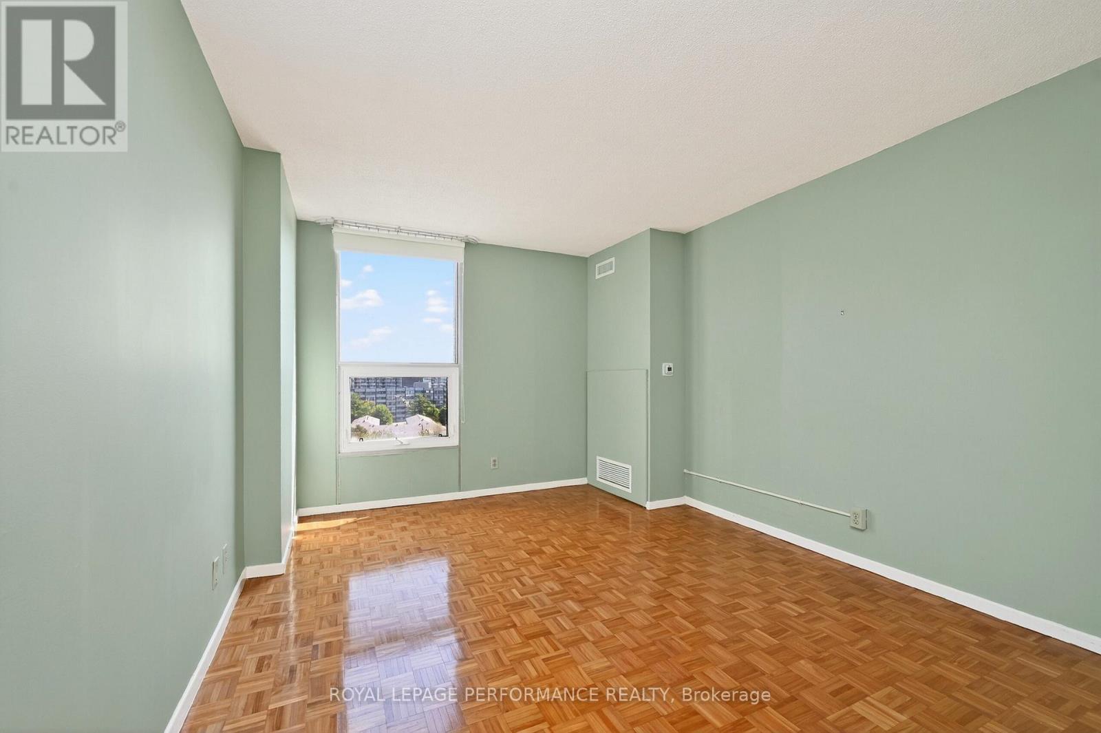 












809 - 2951 RIVERSIDE DRIVE

,
Ottawa,




Ontario
K1V8W6

