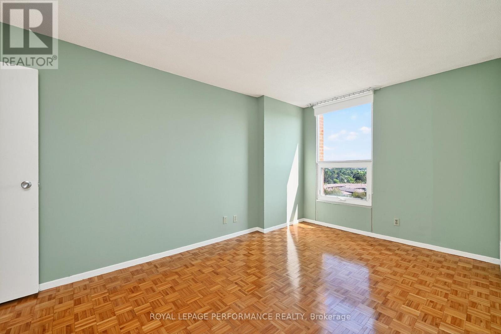 












809 - 2951 RIVERSIDE DRIVE

,
Ottawa,




Ontario
K1V8W6

