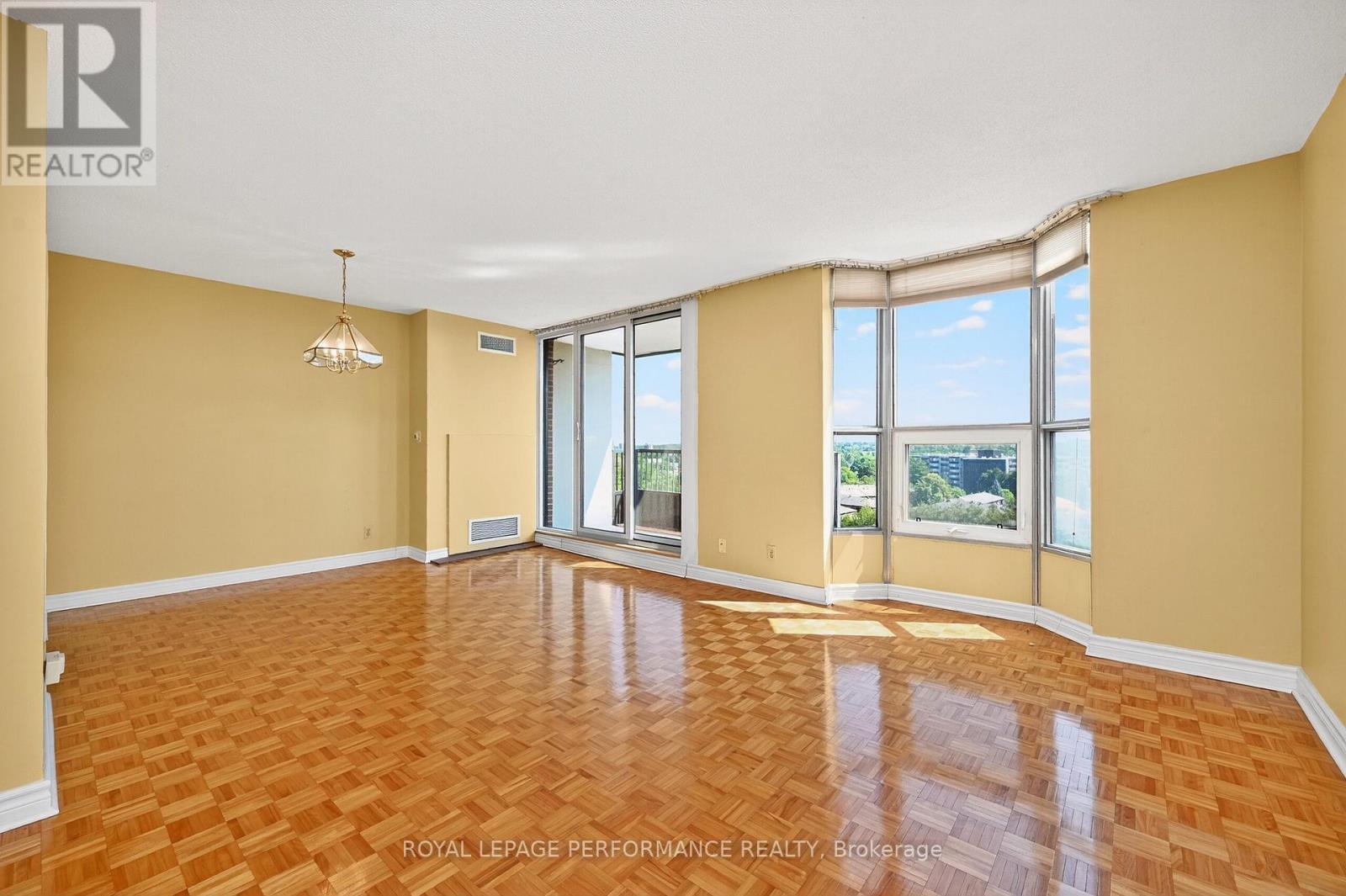 












809 - 2951 RIVERSIDE DRIVE

,
Ottawa,




Ontario
K1V8W6


