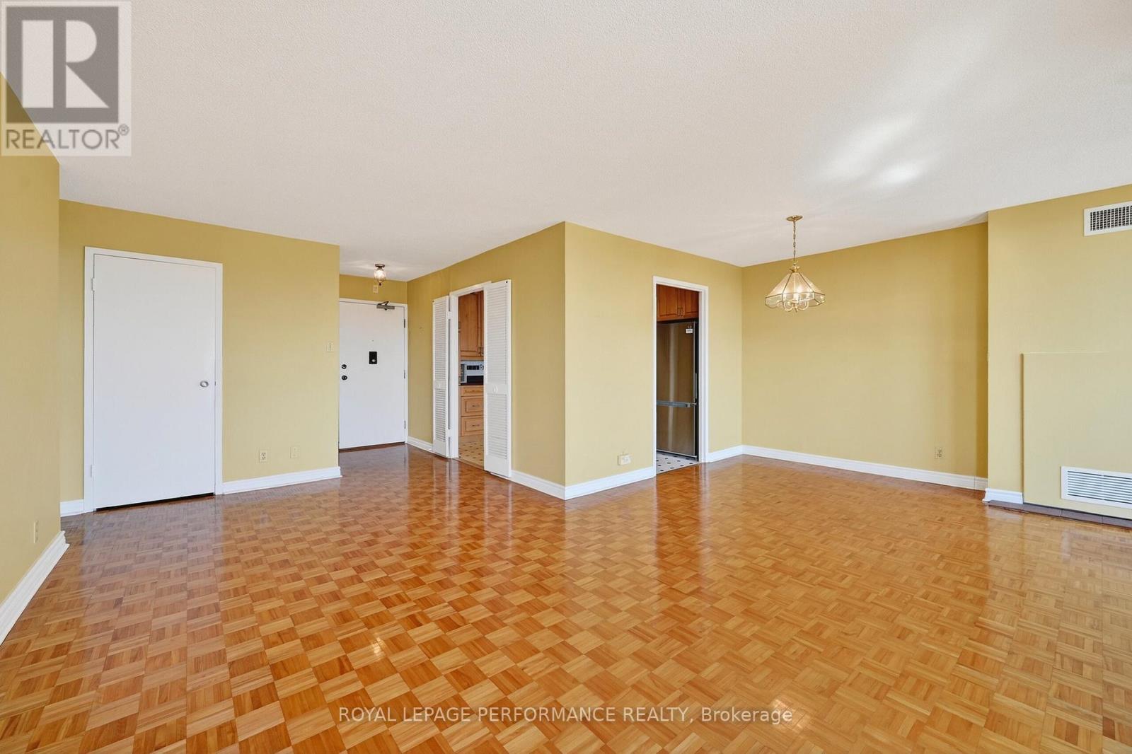 












809 - 2951 RIVERSIDE DRIVE

,
Ottawa,




Ontario
K1V8W6

