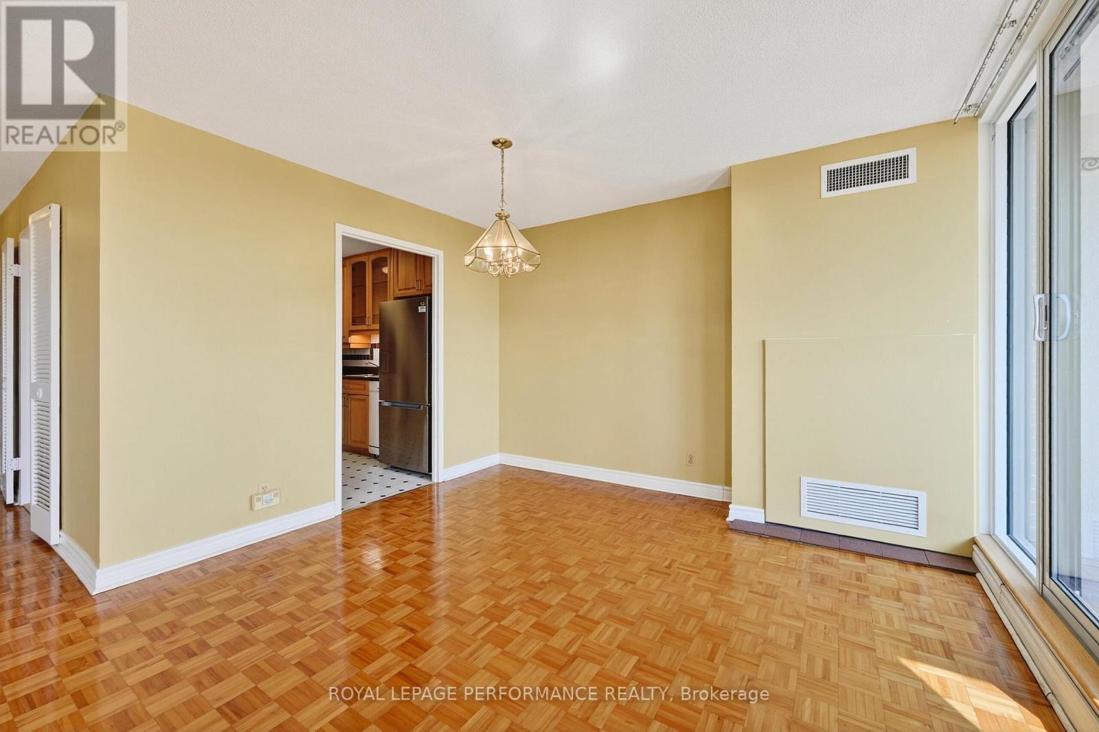 












809 - 2951 RIVERSIDE DRIVE

,
Ottawa,




Ontario
K1V8W6

