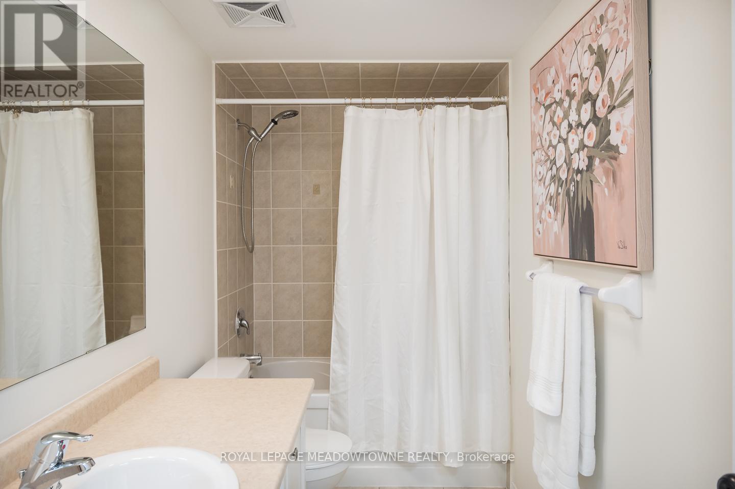 












10 - 3355 THOMAS STREET

,
Mississauga,




Ontario
L5M0N7

